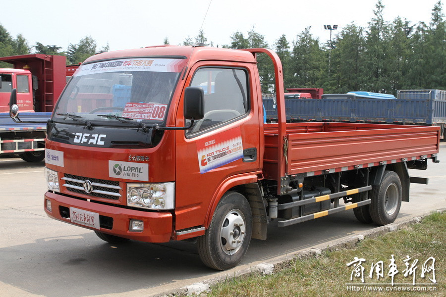 東風輕型車