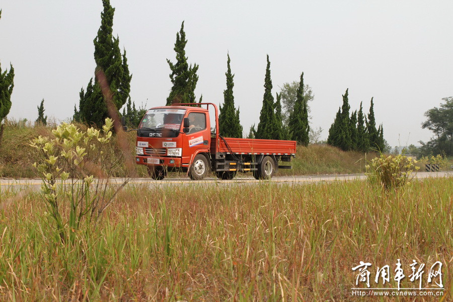 東風輕型車